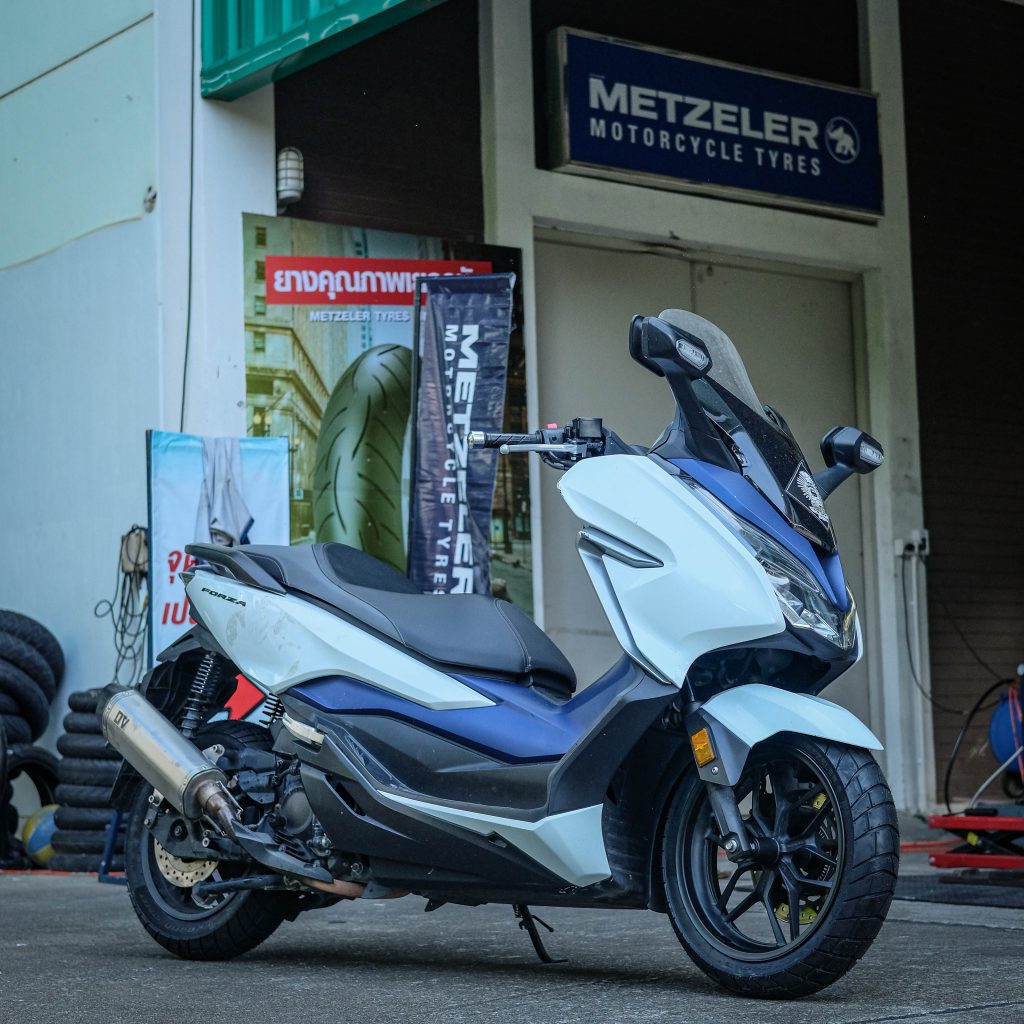 METZELER KAROO STREET สำหรับ Forza,Xmax และ ADV350