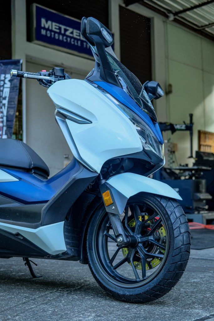 METZELER KAROO STREET สำหรับ Forza,Xmax และ ADV350