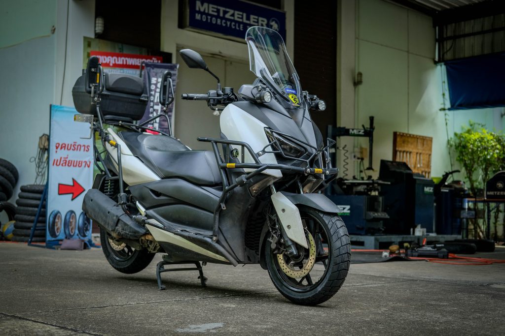 METZELER KAROO STREET สำหรับ Forza,Xmax และ ADV350